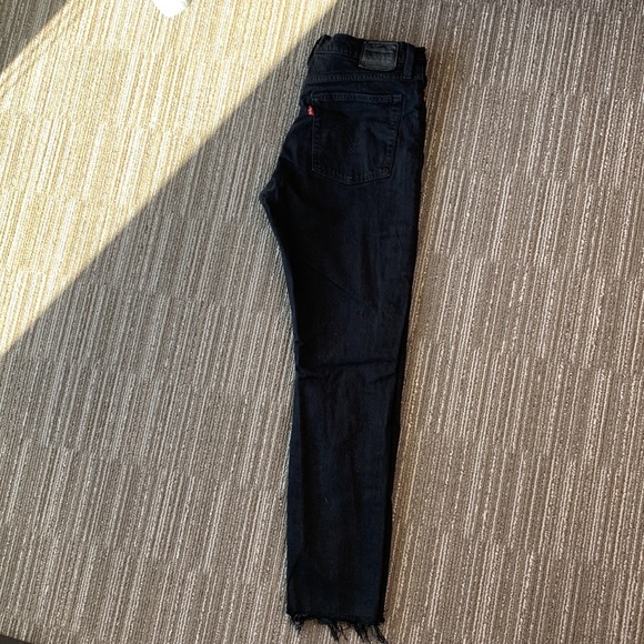 Levi’s Premium Black Jeans - Picture 4 of 5